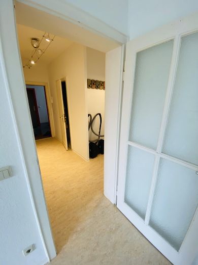 Gotowe do zamieszkania, jasne mieszkanie 2-pokojowe, Prenzlauer Berg, ogrzewanie miejskie – Flur 5