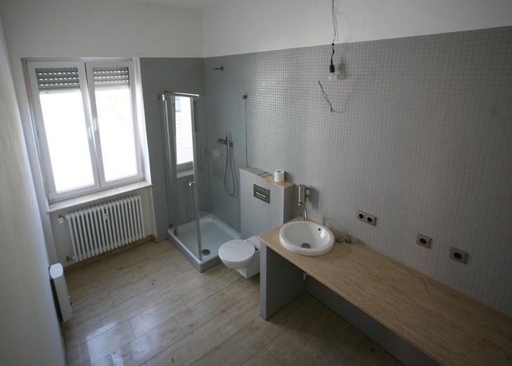 Budynek mieszkalno-usługowy | Dochody z istniejącej zabudowy i potencjał rozbudowy – Duschbad