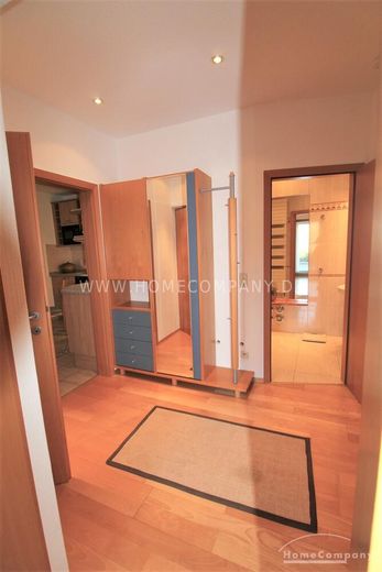 12057 HomeCompany Dresden सुसज्जित/Furnished बालकनी सहित 2-कमरों का अपार्टमेंट, Dresden-Gruna में, अधिकतम 1 व्यक्ति – 1b78caee405f78ead5e4b82db7e491f1376cd0ef.jpg
