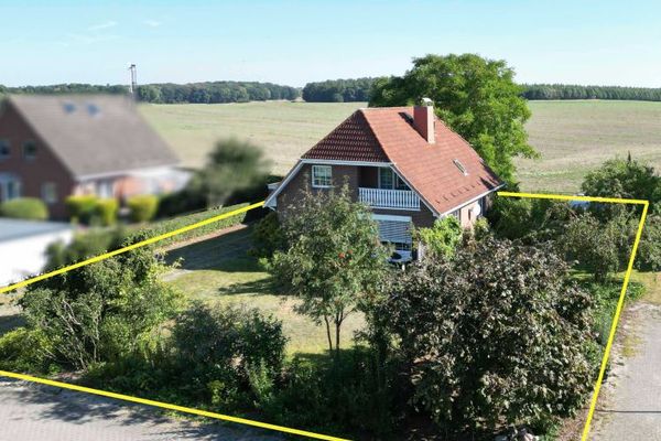 Detached house in a beautiful location on the edge of the fields in Podewall – lots of potential for families