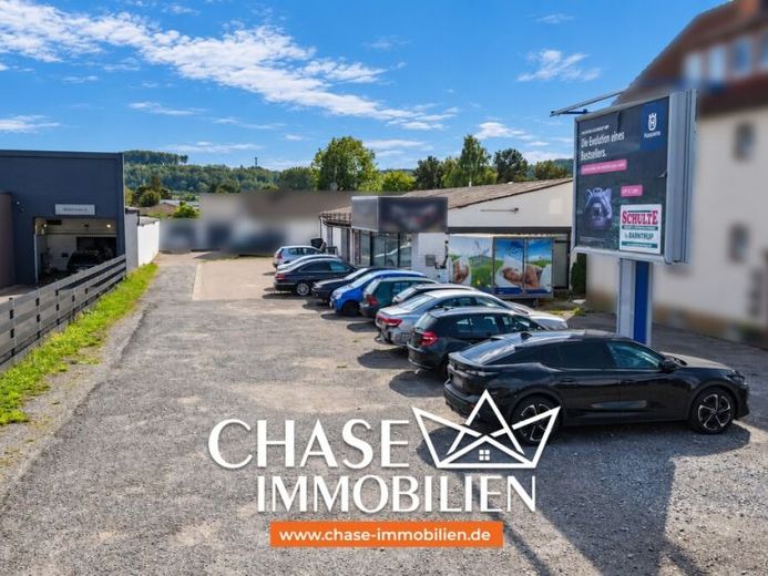Bedrijfspand met perspectief: 425 m² op 1.400 m² perceel | TOP-locatie Barntrup | mogelijke factor 8! – Foto 1