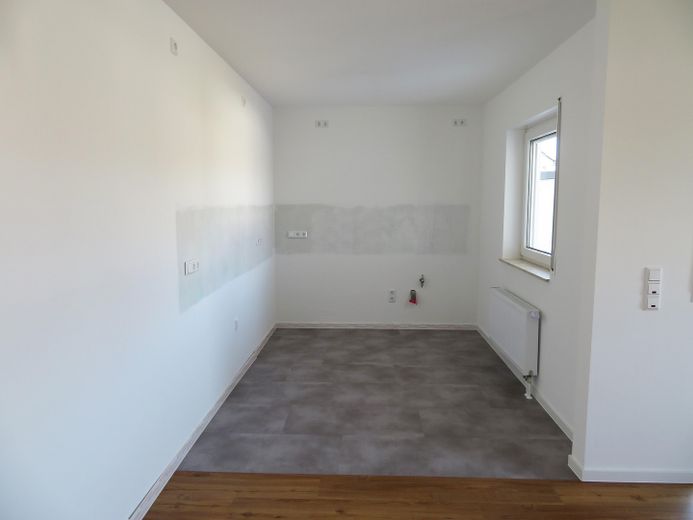 *Erstbezug nach Sanierung* 4 ZKB-Whg. 104 m² mit Terrasse & optionaler EBK – Offene Küche 3
