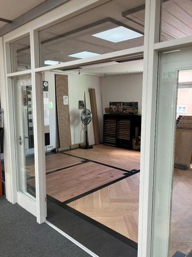 Attraktive Gewerbefläche in einem Holzfachhandel – Foto 3