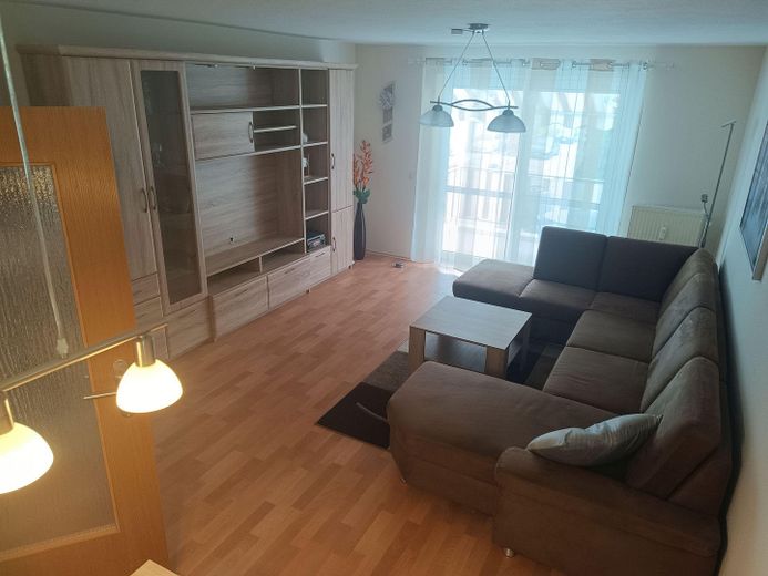 Wohnzimmer zum Balkon