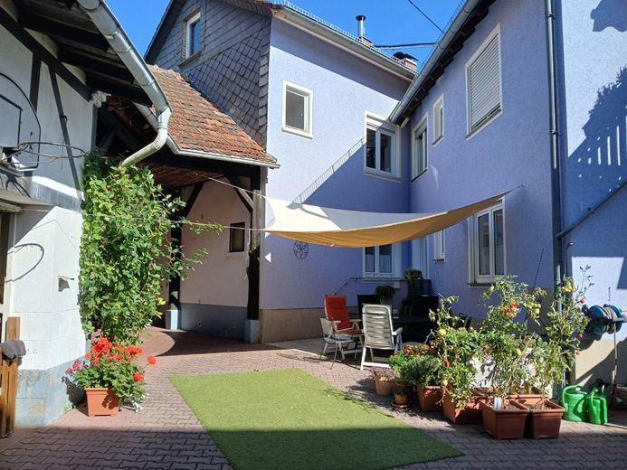 Wunderschöne Hofreite – Innenhof
