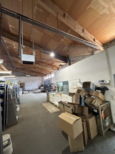 Hall as storage / workshop approx. 600 sqm with office and utility room / toilet, heated – Foto 11