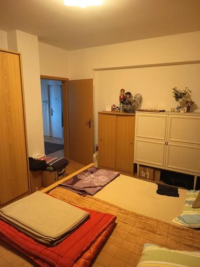 RESERVIERT  Attraktive 3-Zimmer-Eigentumswohnung 80 m² mit Balkon 7.800€ p.a. – Schlafzimmer