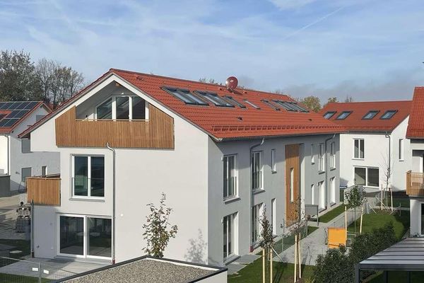Schöne 2-Zimmer-Gartenwohnung in Bestlage in Höhenkirchen-Siegertsbrunn