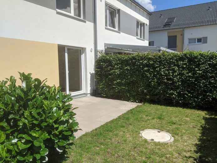 Hausanscicht Garten - Terrasse