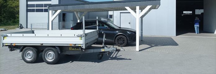 Aussenansicht große Halle