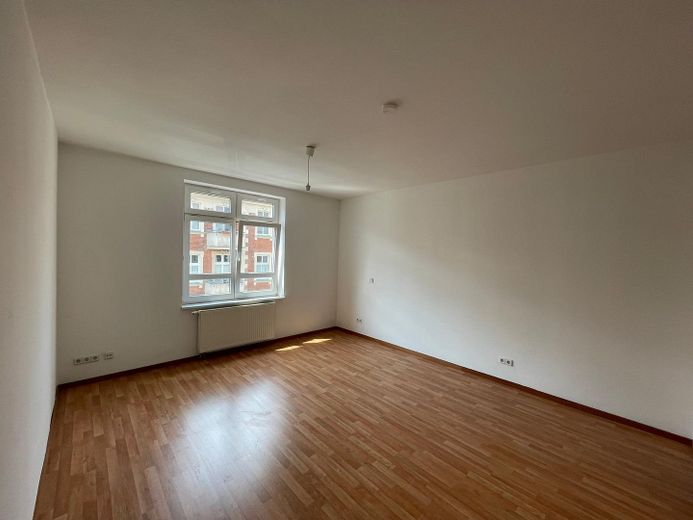 Amplio piso en propiedad de 3 habitaciones con balcón   **   sin comisión – Zimmer 1