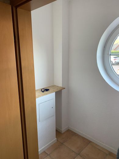Vorratsraum mit Fenster