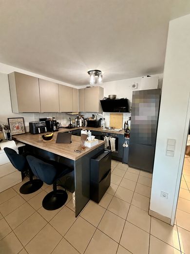 Gut geschnittene 2-Zimmer-Wohnung mit Balkon & Einbauküche in zentraler Lage von Pulheim – Foto 5