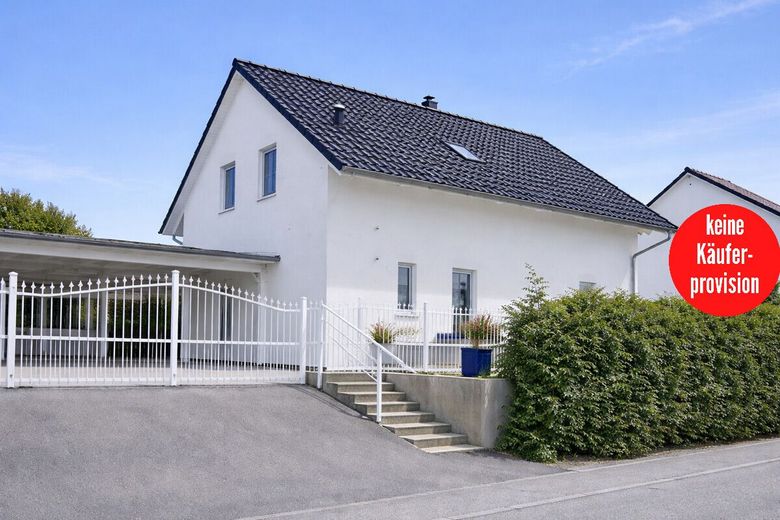 HORN IMMOBILIEN ++ RESERVIERT! Neustrelitz großes tolles Einfamilienhaus mit vielen Extras auf großem Grundstück – Enfamilienhaus