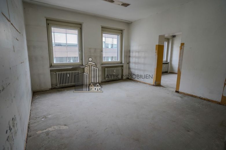 ATIK: Exklusive Bürofläche im obersten Stockwerk mit Wasserturm-Panorama über der Deutschen Bank – Innenansicht