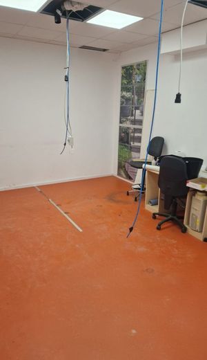 Gewerbefläche zu vermieten 350 qm Lager Büro Produktion in Bodenwerder WC Küche – Bild (5)