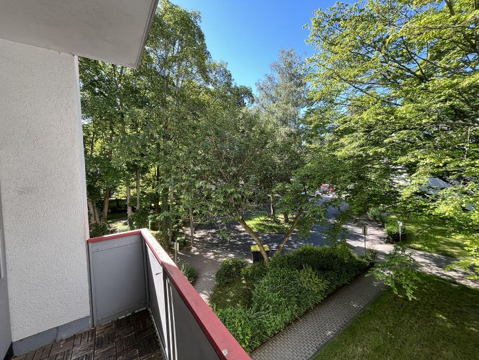 Provisionsfrei 3-Zimmer-Wohnung inkl. Einbauküche & Balkon in Bad Homburg von Privat – Foto 1