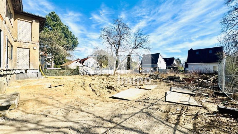 (R)eserviert!Teilsaniertes 1 - 2 Familienhaus + Fertige Projektierung auf großem Grundstück – Bauland Ansicht 2