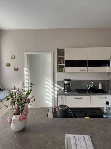Zwei-Familien-Wohnhaus mit ausgebautem Dachgeschoss – Küche