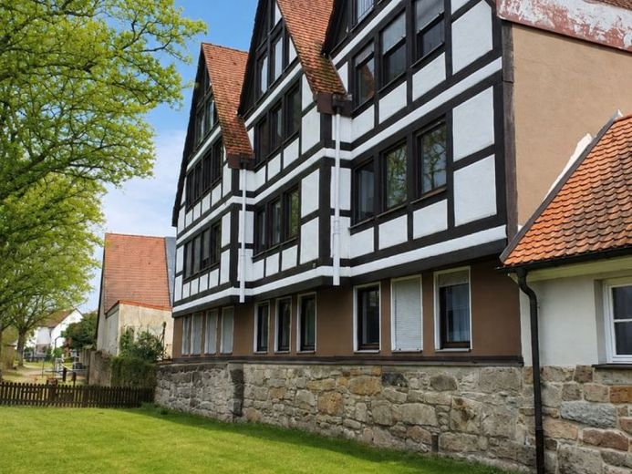 Zwei Mehrfamilienhäuser mit insgesamt 11 Wohneinheiten und 8 Stellplätzen in Herzogenaurach – Foto 1