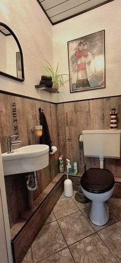 Glückstadt Zentrum Wohn u. Geschäftshaus provisionsfrei – Kundentoilette EG