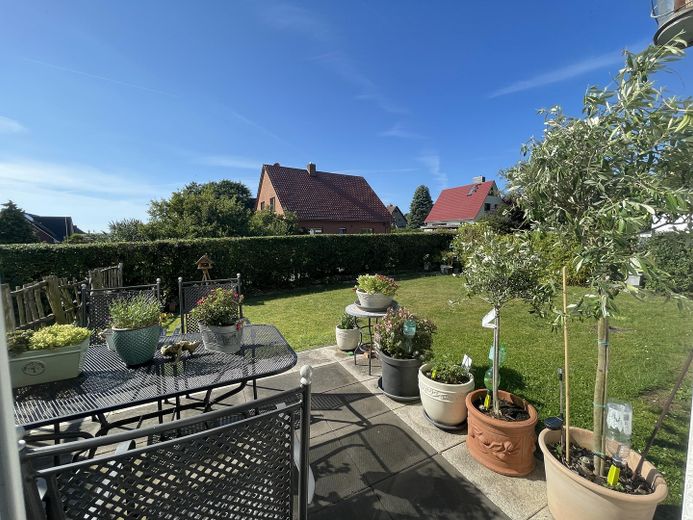 Traumhafte Terrassenwohnung in Ostseenähe mit kleinem Garten – Foto 2