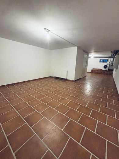Stilvolles Reiheneckhaus mit Garage Stellplatz und ausgebautem Dachbereich mit Badezimmer – Foto 23
