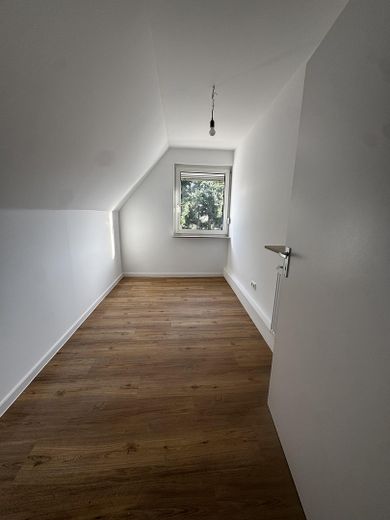 Einziehen & Wohlfühlen - Renoviertes EFH mit Terrasse und Gemeinschaftsgarten – Foto 21