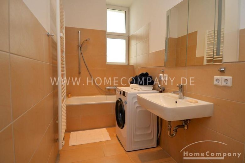 Große 2-Zimmer-Wohnung nähe Olivaer Platz, möbliert – 88a411dc9f7452634e40a99a7dadd5f654bcda0c.jpg