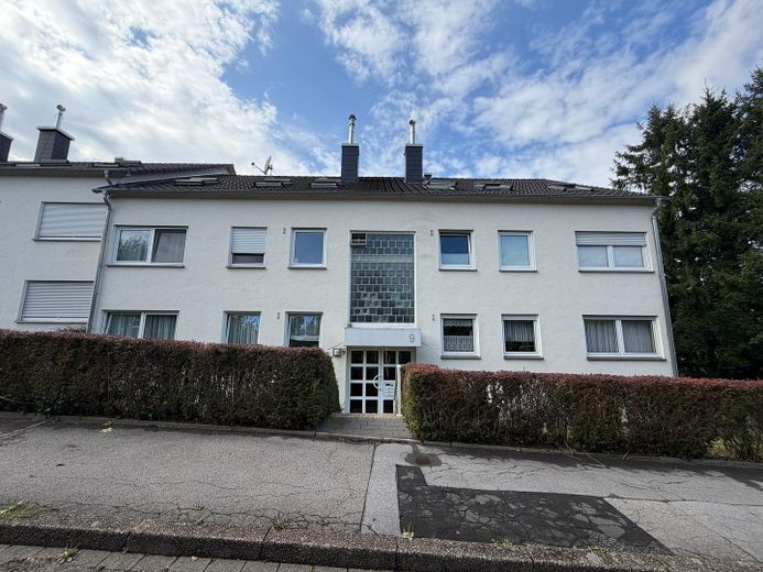 84 m² Traumwohnung mit großer Dachterrasse, Klimatisierung & 4-m-Garage in Löttringhausen – Foto 2