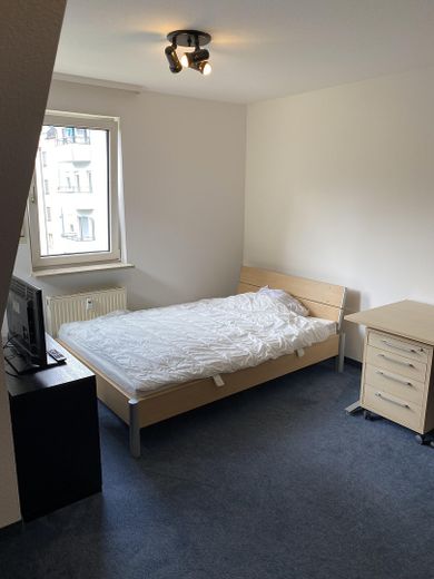 Möbliertes & helles Apartment direkt am Hauptbahnhof (HBF) – Foto 8