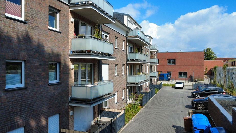 Moderne und Großzügige 2-Zimmer-Wohnung mit Balkon im Herzen von Pinneberg – Foto 11
