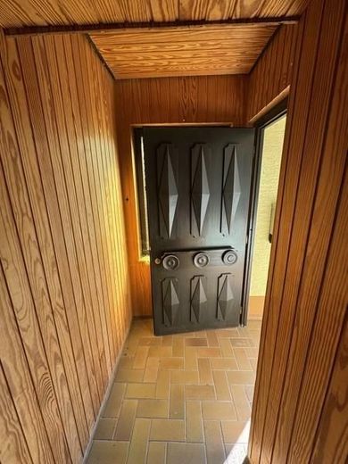 BIETERVERFAHREN - Ausblick - endlose Weite - höchste Gemeinde der Pfalz - großz. Haus - 1 oder 2 WE! – 21 WE im EG Flur