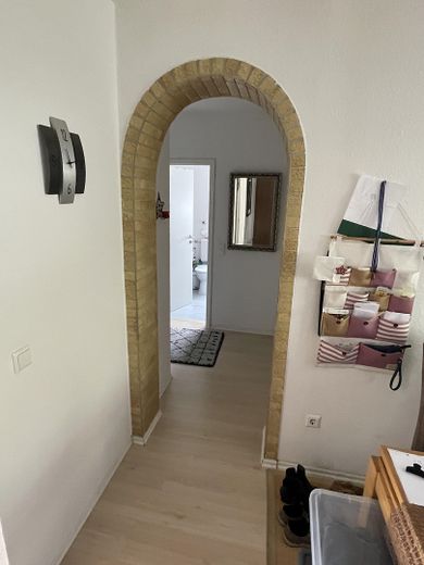 5,5% Mietrendite in Lünen - 3,5-Zimmer Wohnung mit Balkon & Garage - ohne Makler – Flur