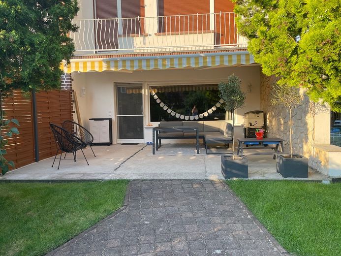 Großzügiges Rheinendhaus mit Pool – Foto 12