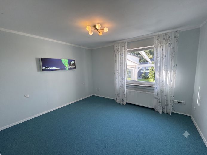 Waldrand Bungalow zu den Fischteichen incl. Strom – Zimmer 1 OG links