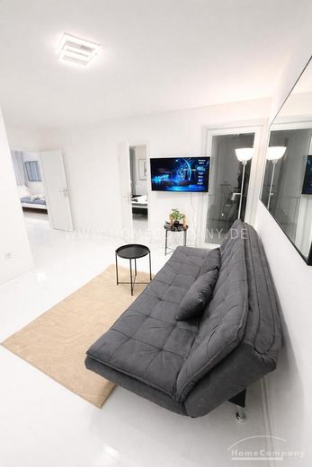 Möblierte 5-Zimmer-Wohnung in Putzbrunn – 14b06ff1f9d757742fdfa4a4200555a1e4ec528b.jpg