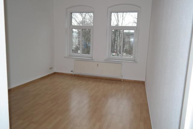Großzügige 2-Zimmer mit Laminat, Wanne und Balkon in zentraler Lage! EBK mgl. – SAM_7660