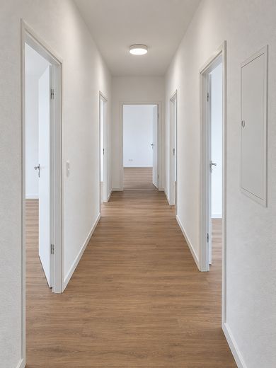Toplocatie ontmoet woonkwaliteit – volledig gerenoveerd, licht & ruim – Flur