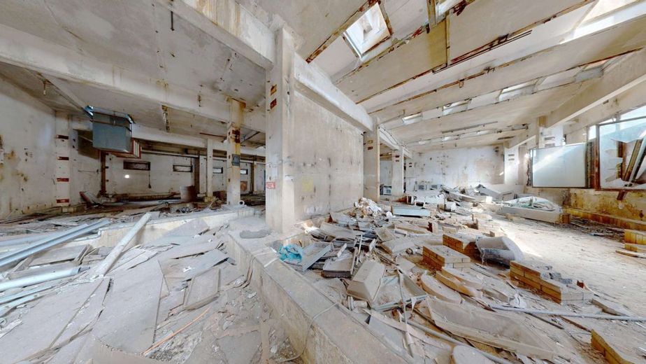 Provisionsfrei! Bei Magdeburg: Halle + 3 geschossiges Funktionsgebäude auf 9954m² in Schönebeck – Erdgeschoss Funktionsgebaeude