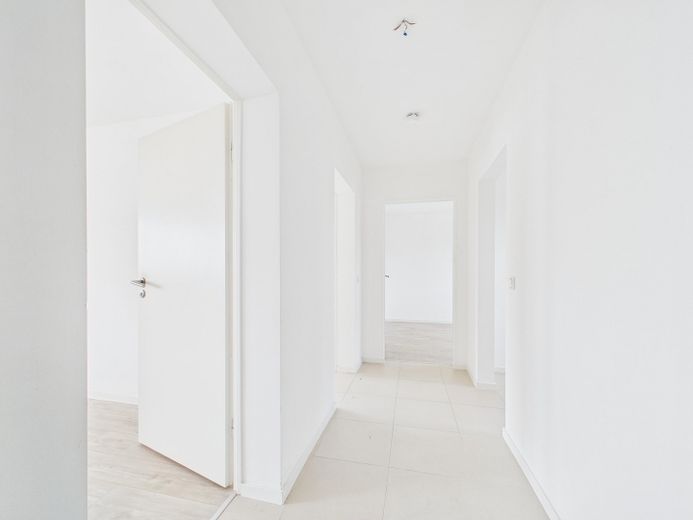Modernisierte 3-Zimmer-Wohnung mit Balkon in Kamen! – Foto 2