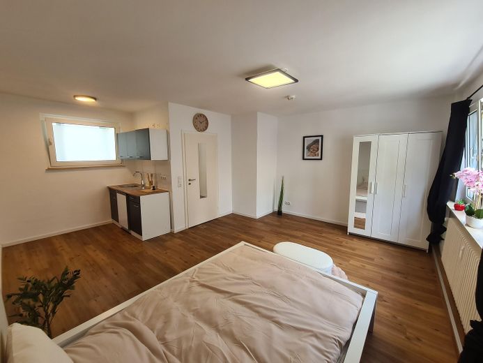 Bezugsfertiges 1-Zimmer-Apartment mit Einbauküche in Köln-Ehrenfeld – 28 m² – Foto 2