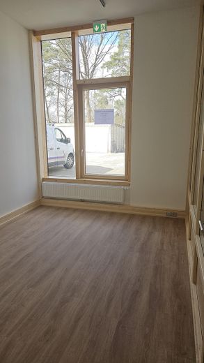 Halle commerciale neuve avec surface de bureaux dans un emplacement central idéal – Büroansicht 4