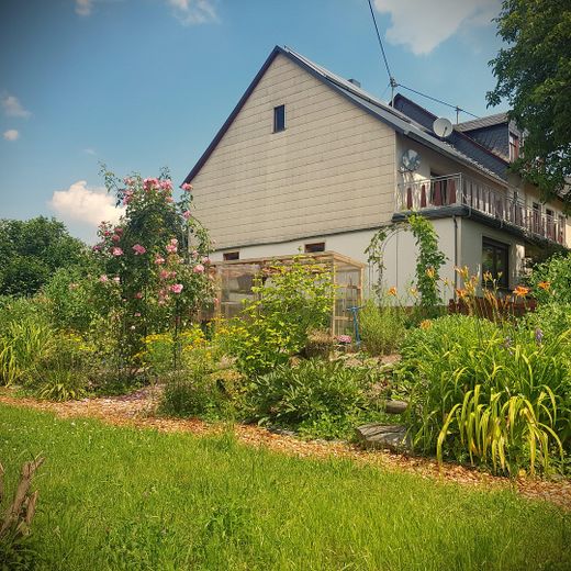 Seitansicht altes Bauernhaus