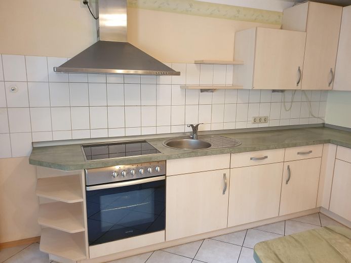 Detached house with development potential (no broker) – Küche OG