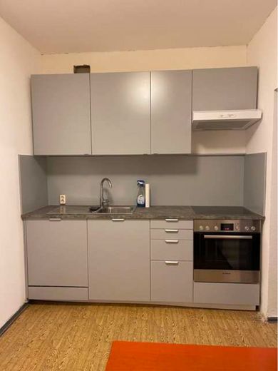 3 Zimmer Wohnung an Selbstnutzer Provisionsfrei – Küche, mit EBK als Beispiel