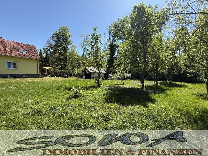 Attraktives Haus mit Ausbaupotential und mit großzügigem Grundstück und Waldfläche in Weichering - Ein Objekt von Ihrem Immobilienpartner SOWA Immobilien und Finanzen – Bild 2