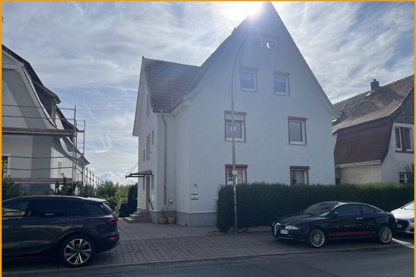 HELLE 3ZKB-WOHNUNG IN VERKEHRSGÜNSTIGER LAGE IN ALSFELD! MIETEN SIE NOCH HEUTE!