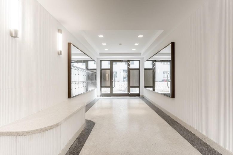 Erstbezug & provisionsfrei! Moderne Gewerbeeinheit im Akazienkiez – Ideal für Praxis oder Büro H9-32 – Foto 11