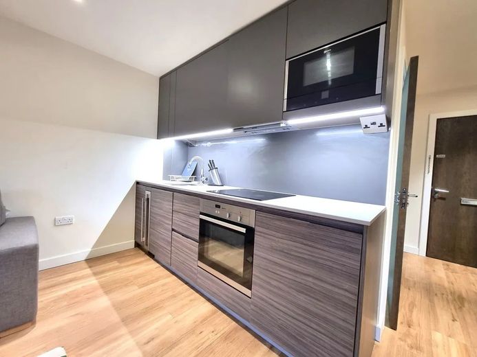 1-Zimmer-Wohnung in Berlin-Kreuzberg mit Balkon und Stellplatz – image_1774890396067